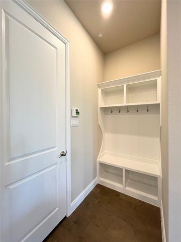 Building Photo - 1331 Bailey Ln