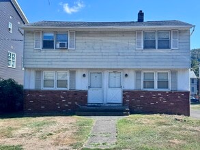 Building Photo - 40 Mettler St