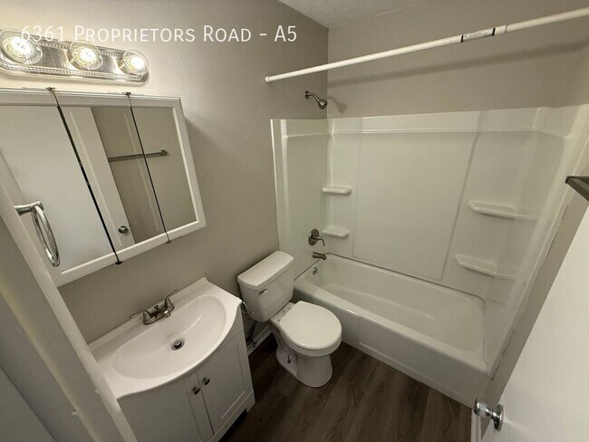 Foto del edificio - 6361 Proprietors Rd