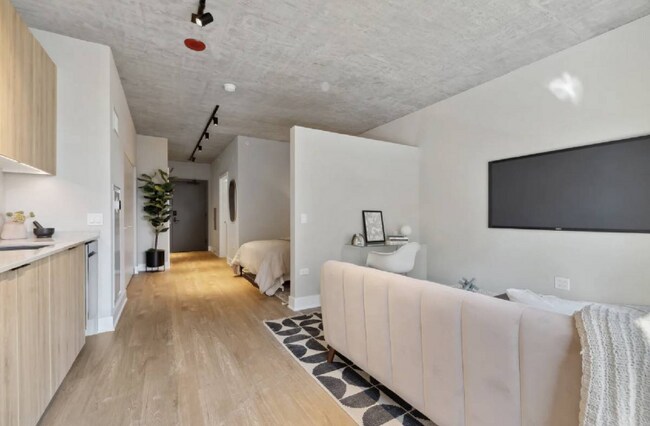 Foto del edificio - 1036 W Gladys Ave