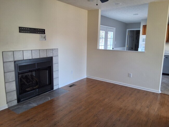 Foto del edificio - Strawberry Plains, 37871 - 3 bedroom, 2 ba...