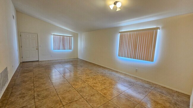 Building Photo - 3233 W Via Campana De Cobre