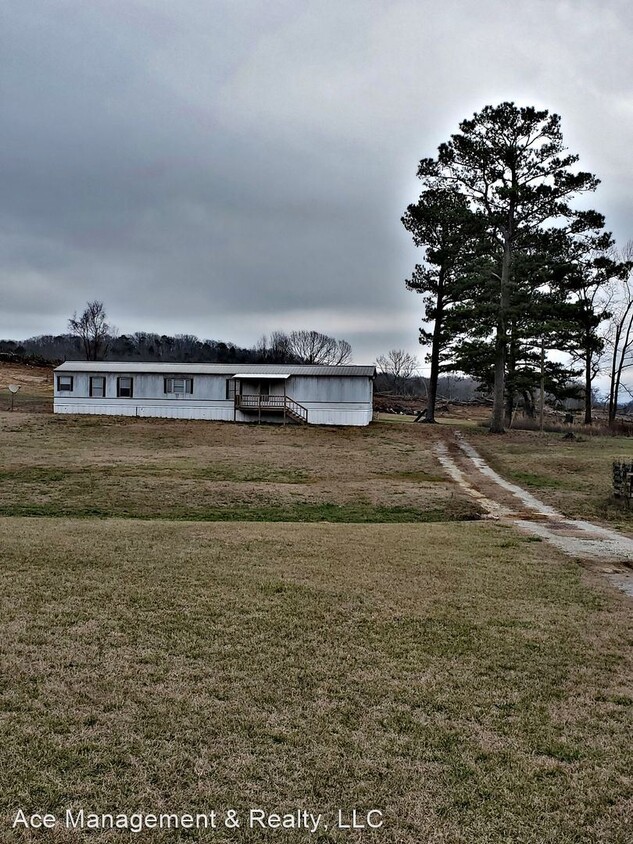 Primary Photo - 3 br, 2 bath House - 372 County Rd 201