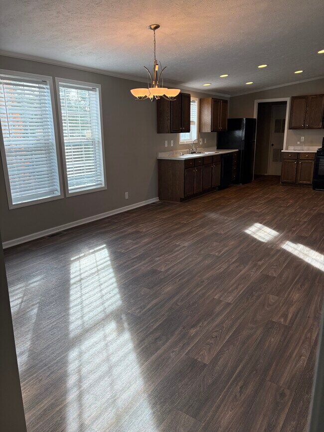 Foto del edificio - 11097 Indianwood Ct