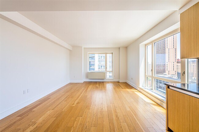 Foto del edificio - 1280 5th Ave