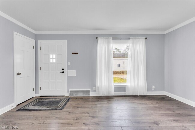 Foto del edificio - 19205 Pasnow Ave