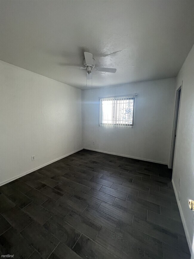 Building Photo - 3 br, 1.5 bath House - 3802 North 80th Drive