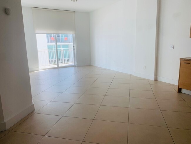 Building Photo - 2275 Biscayne Blvd