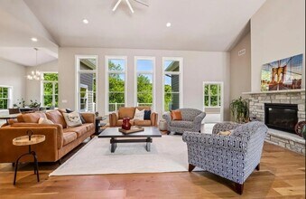 Building Photo - 1468 Serenity Ct