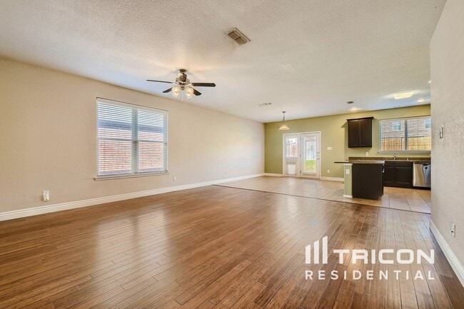 Foto del edificio - 1735 Oak Glen Dr