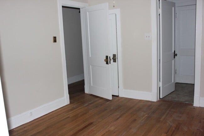 Foto del edificio - Apartment for Rent in Woodstock