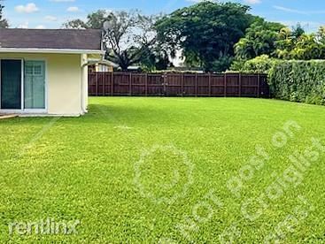 Foto del edificio - 4 br, 3 bath House - 12300 SW 109th Ave