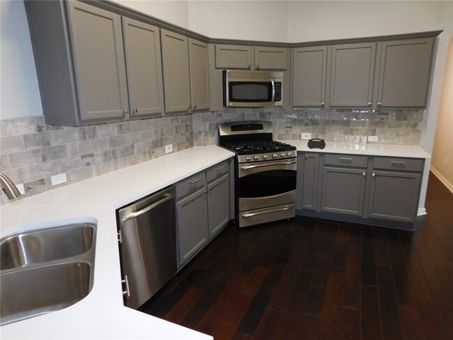 Foto del edificio - 651 Columbine Ave