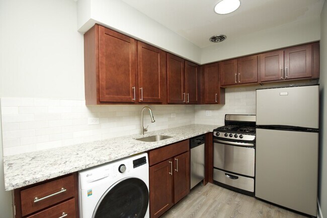 Foto del edificio - 509 W Barry Ave