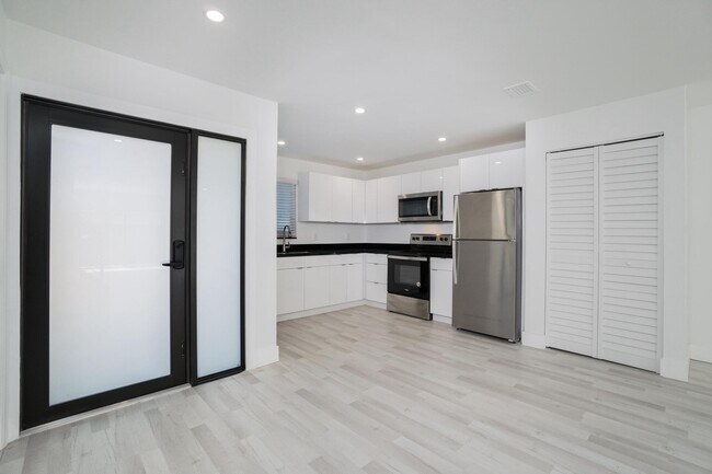 Foto del edificio - 4307 NW 115th Ave