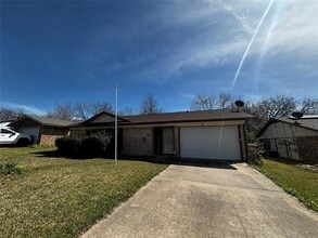 Building Photo - 318 Utah St