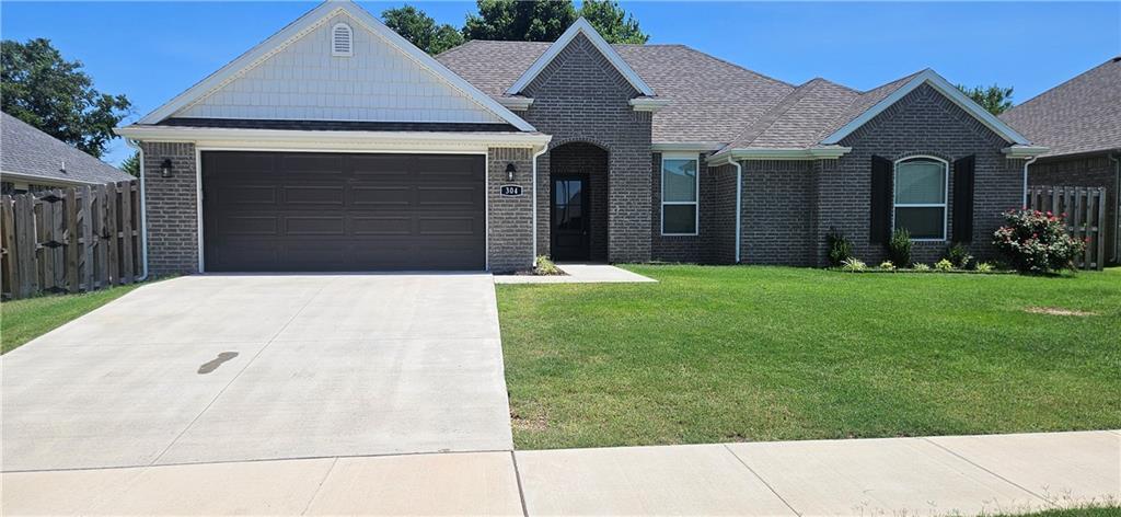 Foto principal - 304 W Tyler Rd
