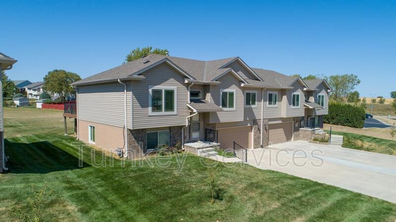 Foto principal - 1604 Barrington Pkwy