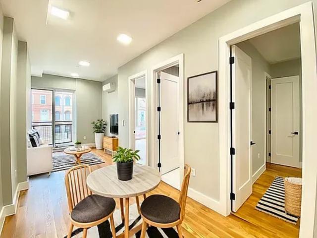 Foto principal - 2 bedroom in BROOKLYN NY 11233