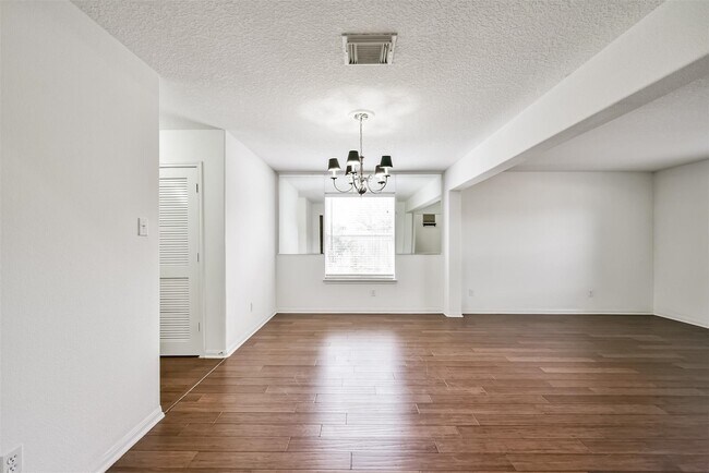 Foto del edificio - 7931 Westington Ln