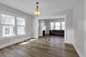 Building Photo - 2273 Delaware Ave
