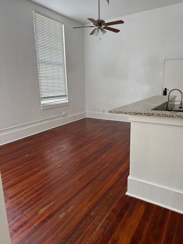 Foto del edificio - 1090 10th St N