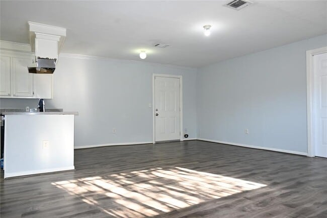 Foto del edificio - 3502 Mainer St