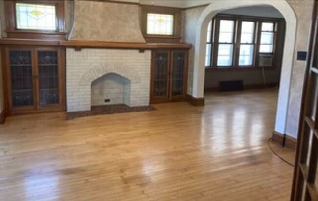 Building Photo - 3151 S Mabbett Ave