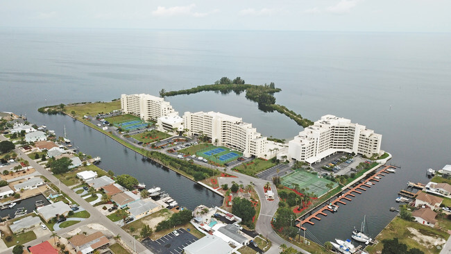 Aerial Photo - Gulf Island Phase IV