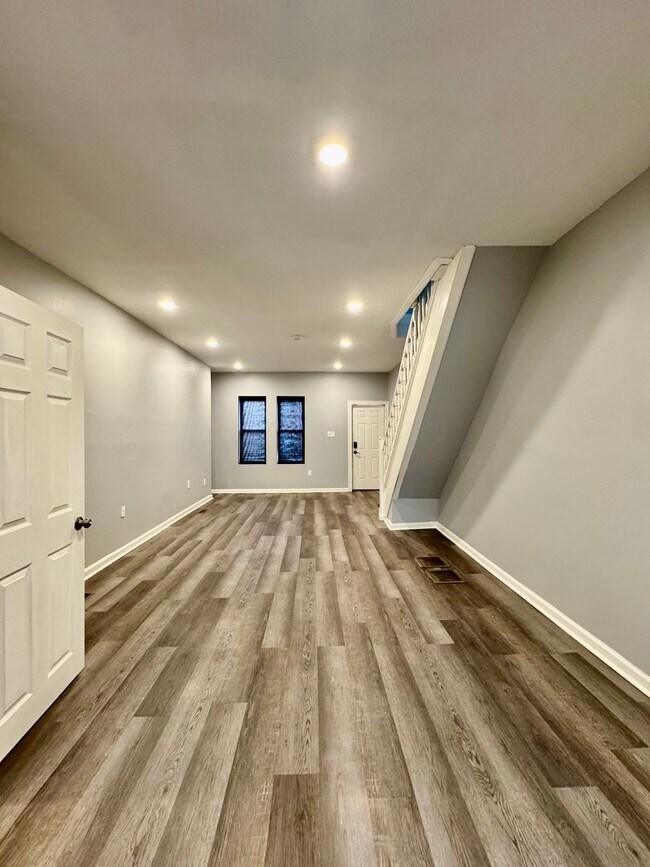 Foto del edificio - Anika Homes 3 Bedroom