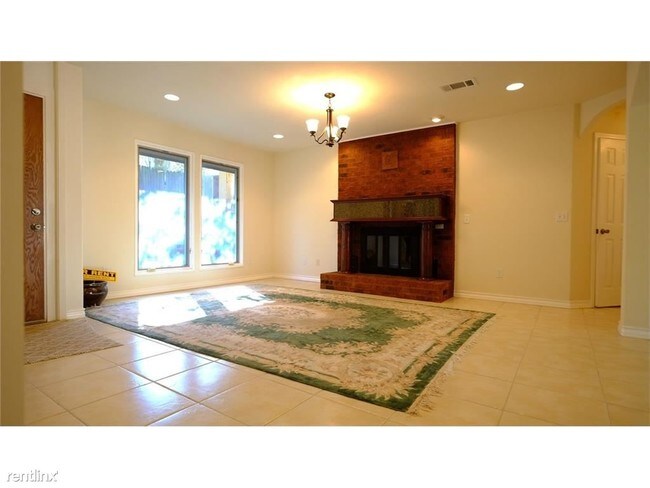 Foto del edificio - 409 Oat Meadow Dr