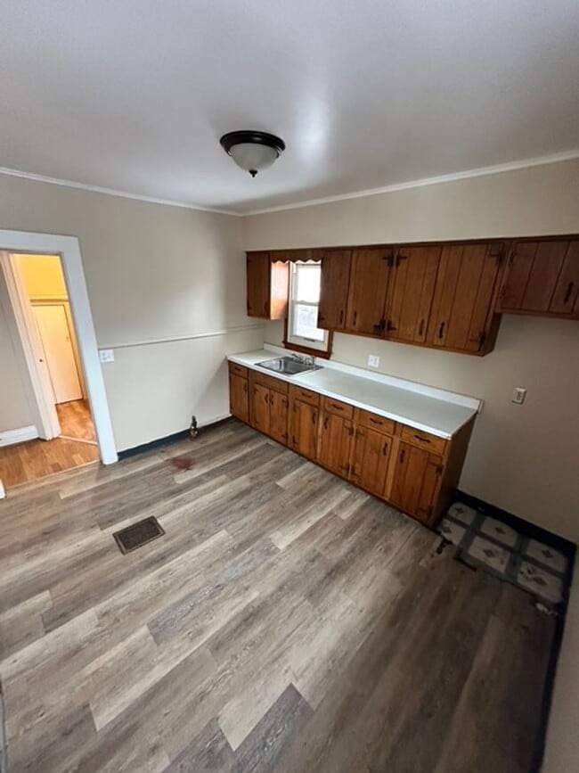 Foto del edificio - 490 Glenwood Ave