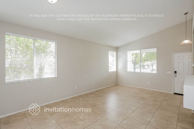 Foto del edificio - 24796 Shady Pine Ct