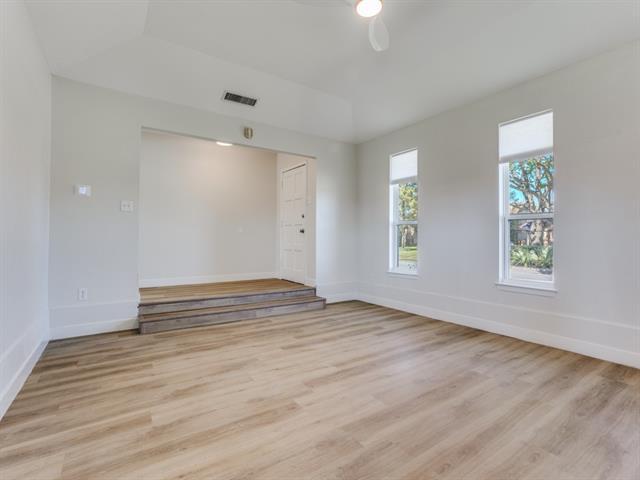 Building Photo - 1242 Delores Dr