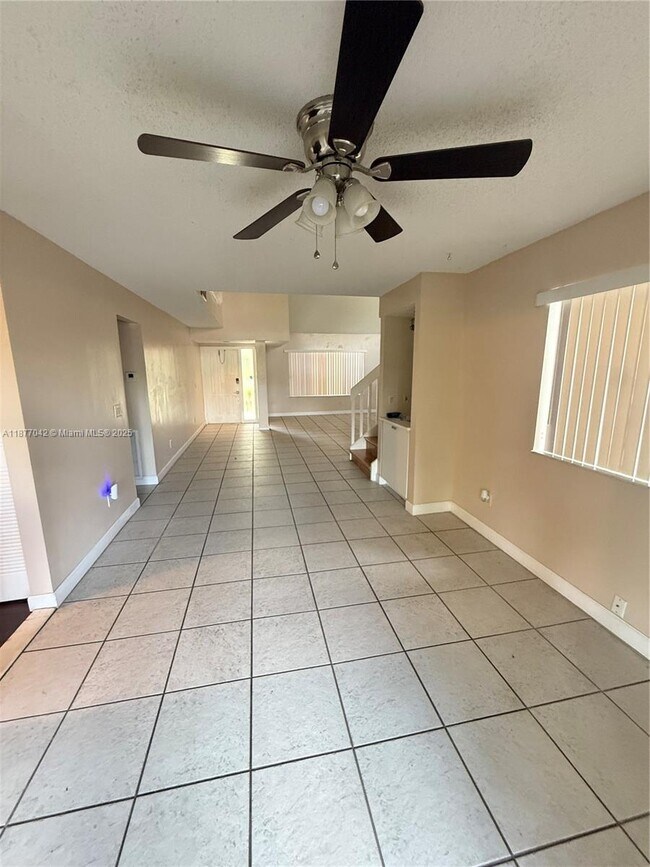 Foto del edificio - 5224 Gate Lake Rd