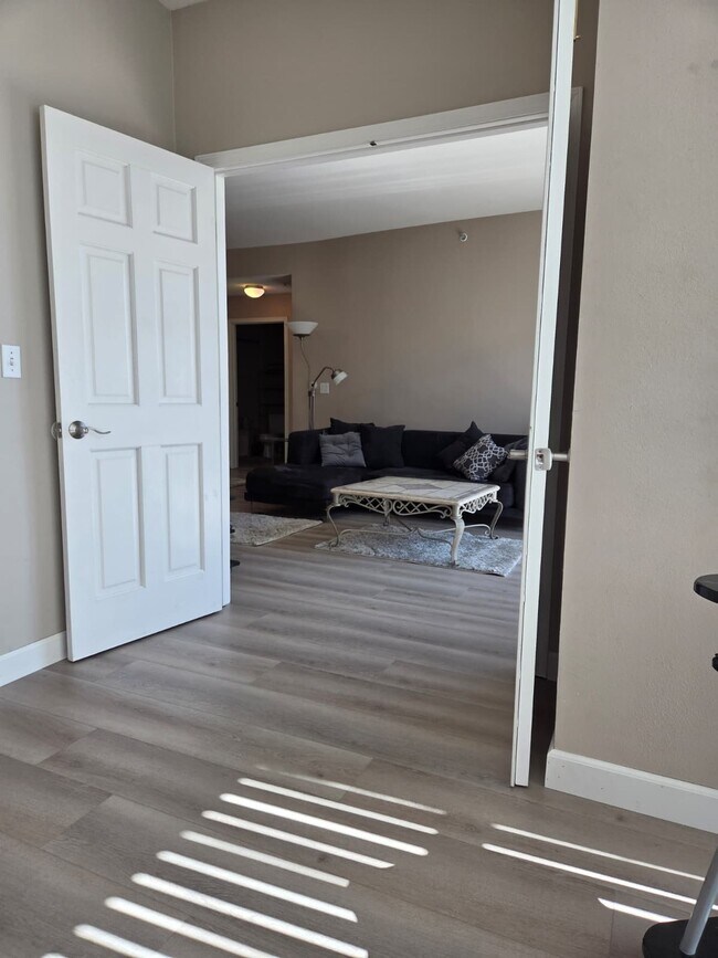 SALA DE ESTAR - 530 K St