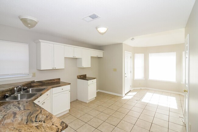 Foto del edificio - 5411 Maiden Grass Dr