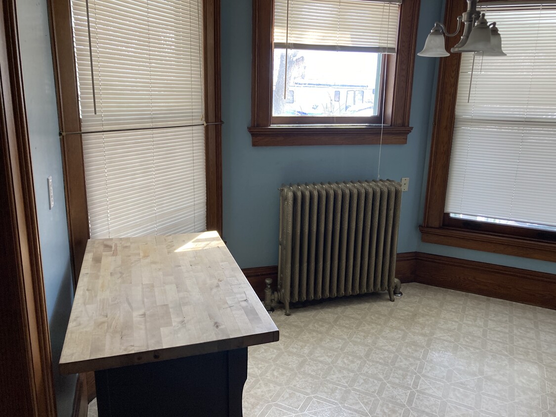 Foto principal - 522 W Wisconsin St
