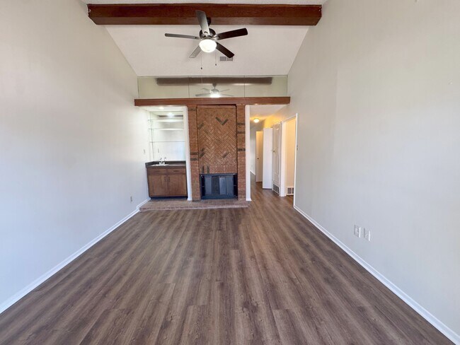 Foto del edificio - 3090 S Wesley Ct