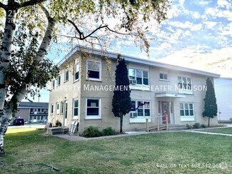 Building Photo - 2101 Lake Point Dr