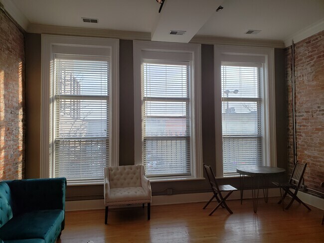 Foto del edificio - 1623 2nd Ave