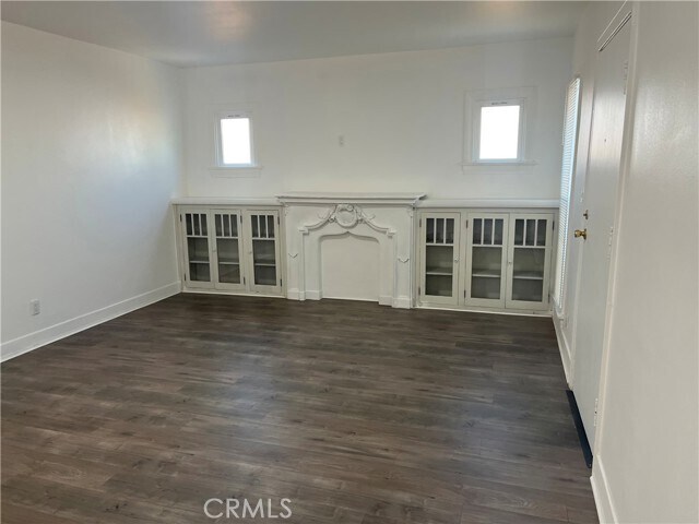 Foto del edificio - 10322 Plainview Ave