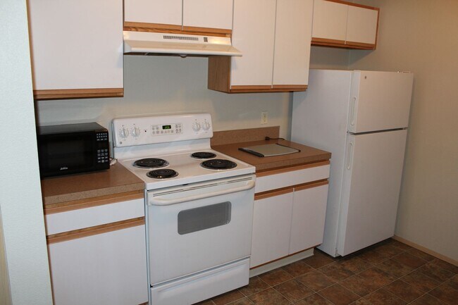 Foto del edificio - 1 Bedroom, 1 Bath Condo available, Near Greenbelt and Downtown Boise