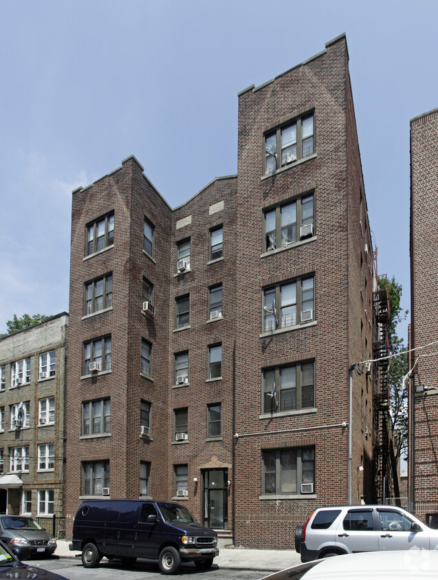 14 Coyle Pl, Yonkers, NY 10705 - Apartments in Yonkers, NY | Apartments.com