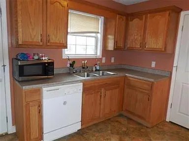 Foto del edificio - 109 Cedar Crest Ln