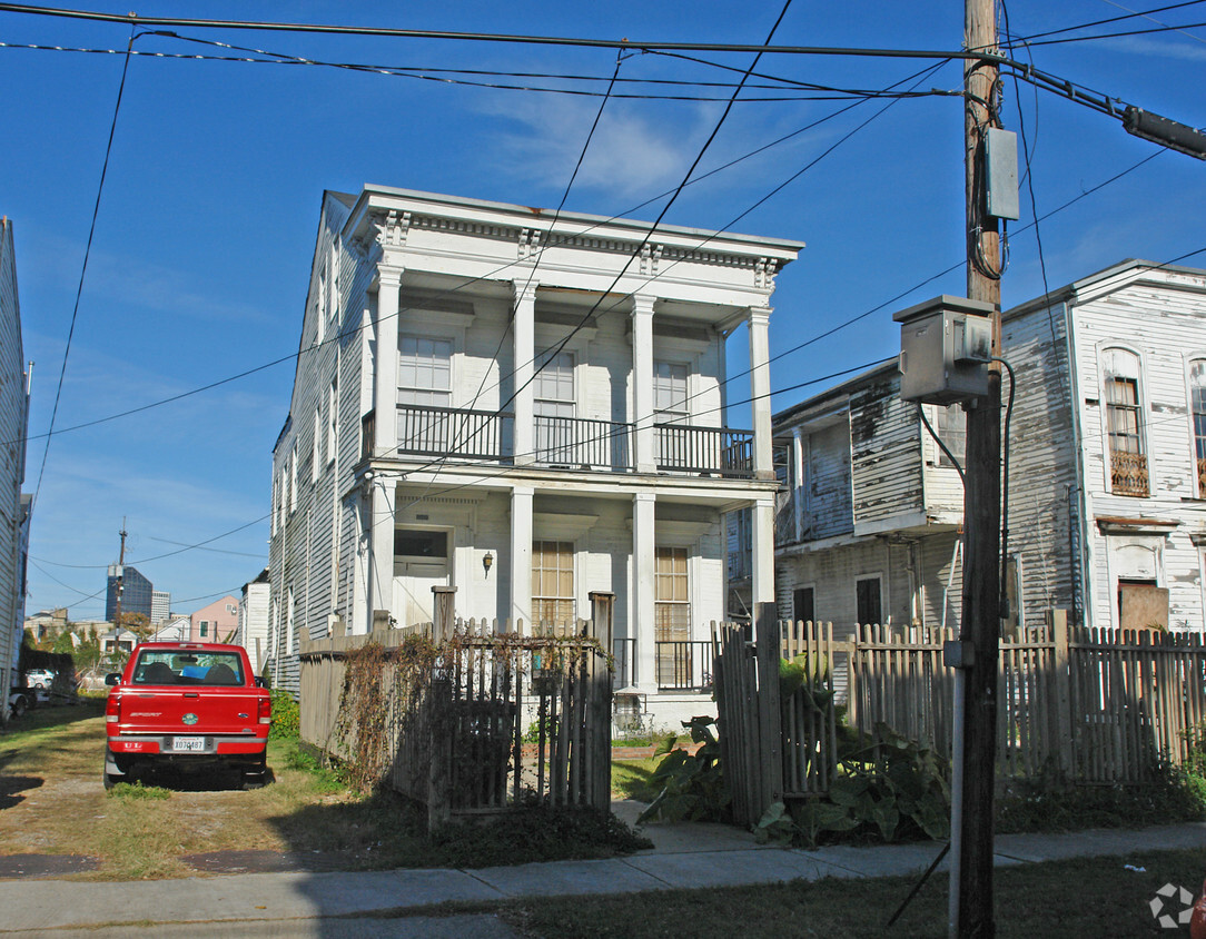 Foto del edificio - 1517 Euterpe St