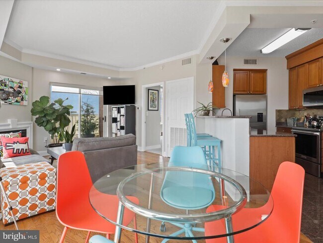 Foto del edificio - 3101 N Hampton Dr