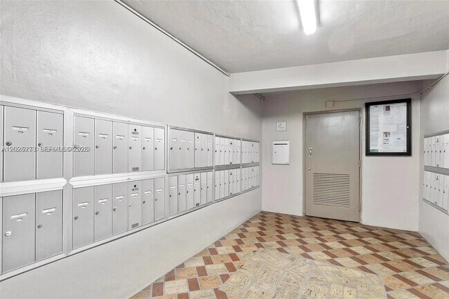 Foto del edificio - 8420 SW 133rd Avenue Rd