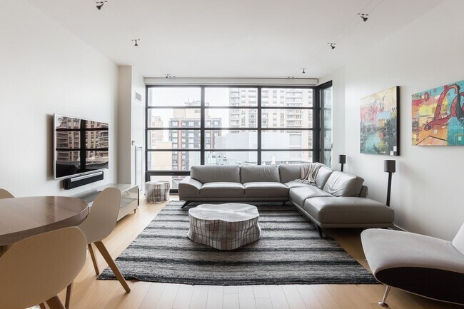 Foto del edificio - 590 Washington St