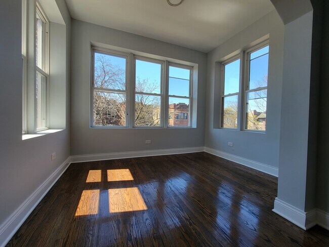 Foto del edificio - 6833 S Merrill Ave